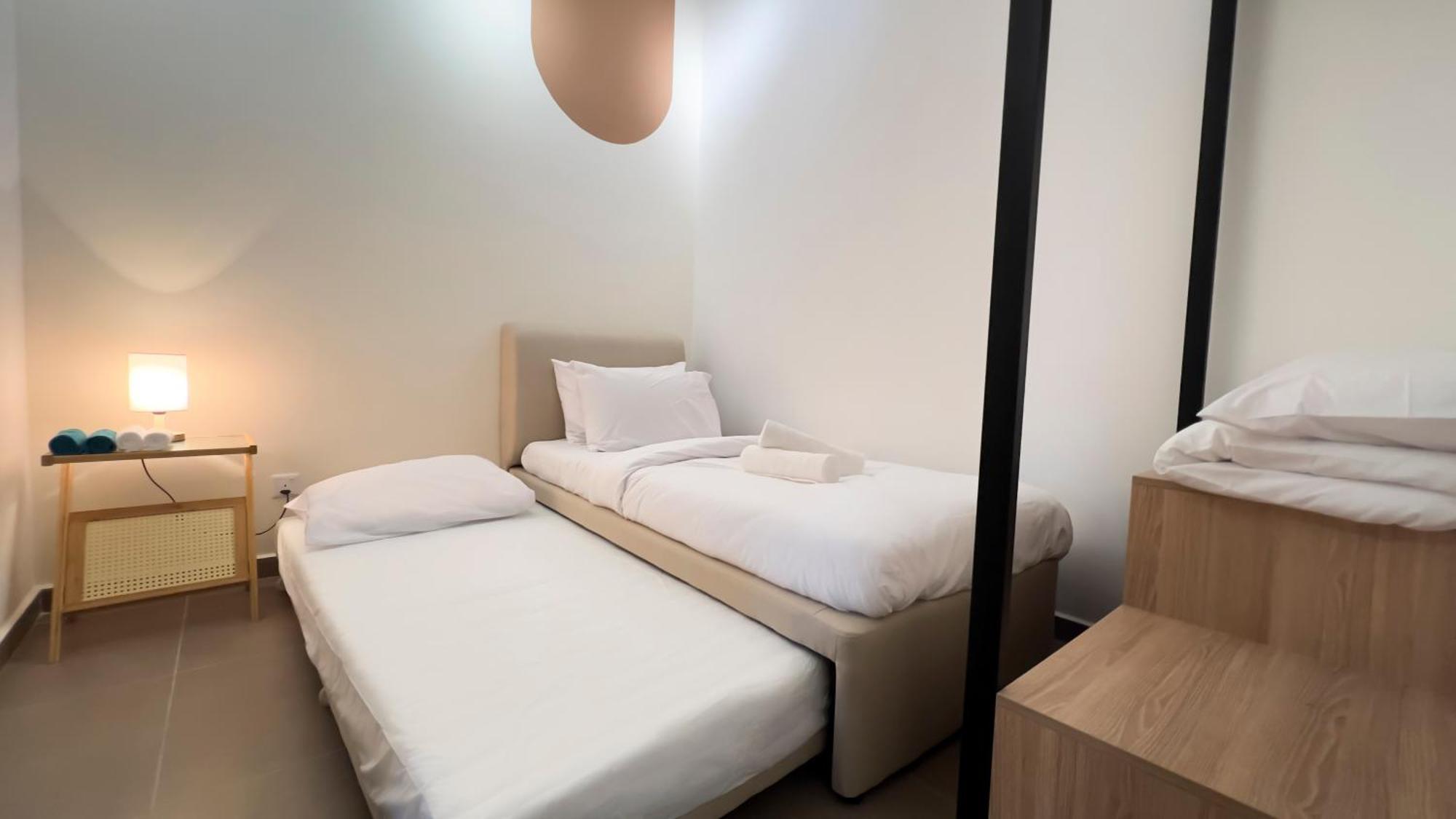 5 Mossaz Muji 2 Room At Empire City By Light House Petaling Jaya Exterior photo